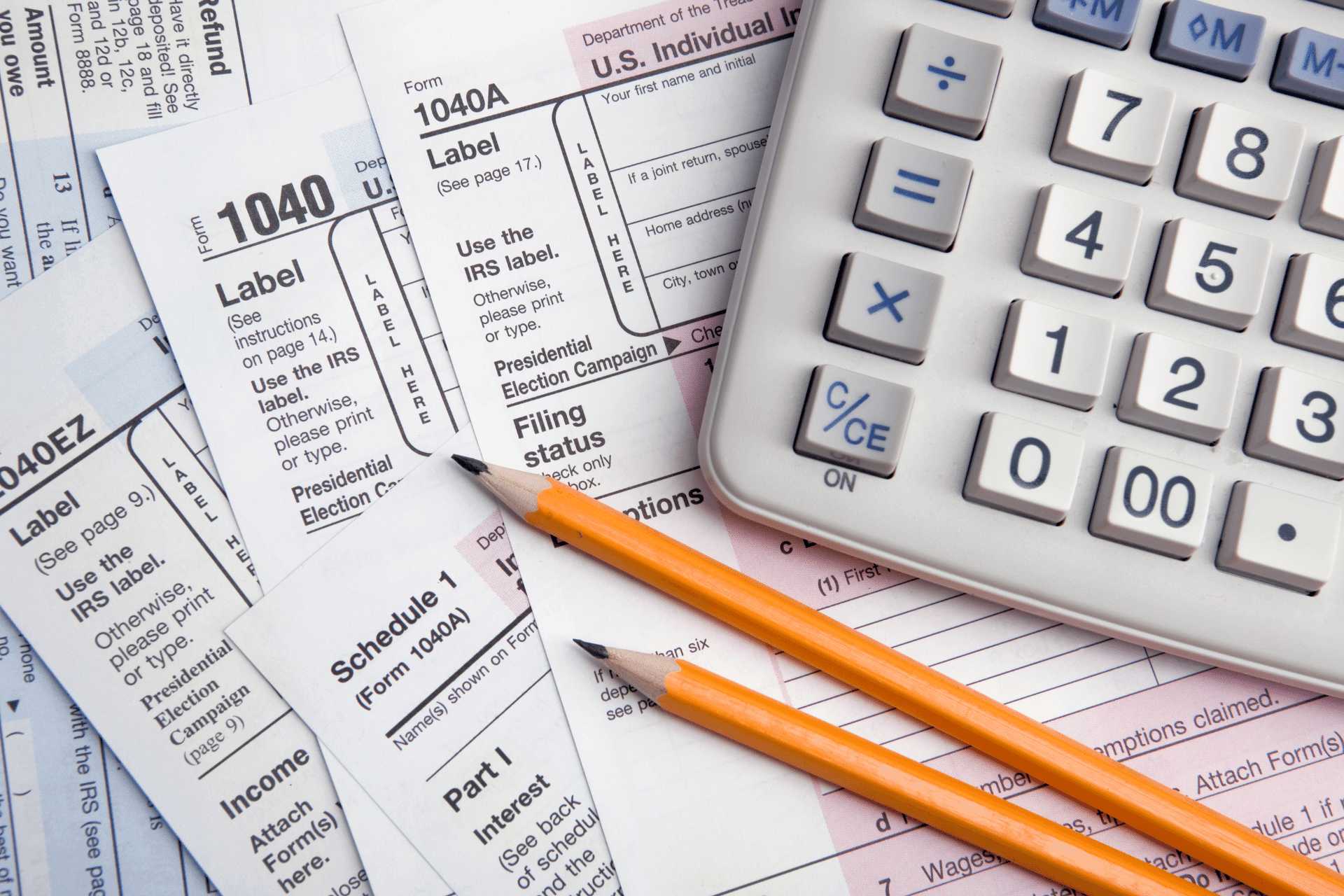 Accountant-How-to-Avoid-Common-Tax-Mistakes